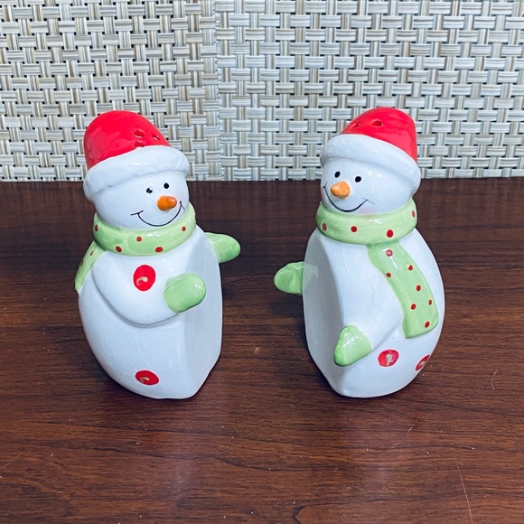 🌟HP🌟🎄VTG 1970s Hugging Snowmen Salt & Pepper Shaker - Picture 3 of 7